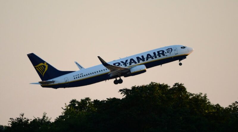 Man partially sucked out of broken Ryanair plane window during flight, fellow passenger says Man partially sucked out of broken Ryanair plane window during flight, fellow passenger says