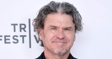 Dave Eggers told OpenAI staff that ChatGPT was ‘silencing an entire generation’ Dave Eggers told OpenAI staff that ChatGPT was ‘silencing an entire generation’