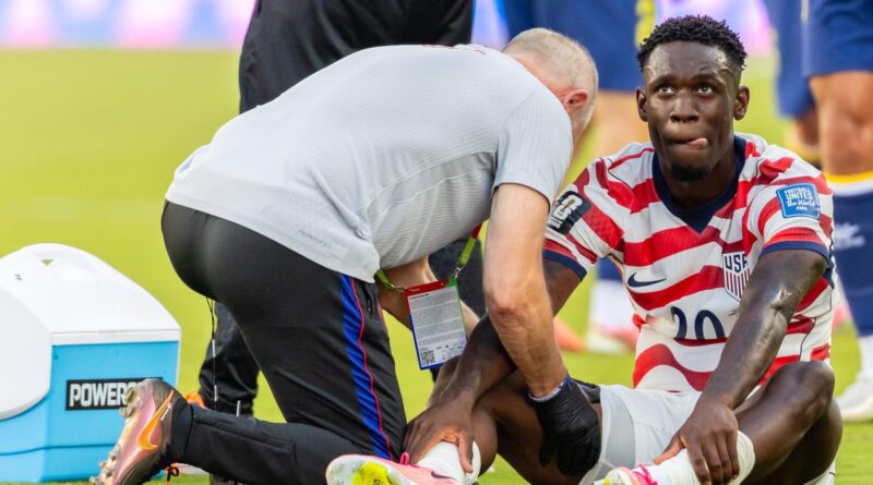 U.S. lead scorer Folarin Balogun will play in World Cup match against Belgium after suspension is lifted