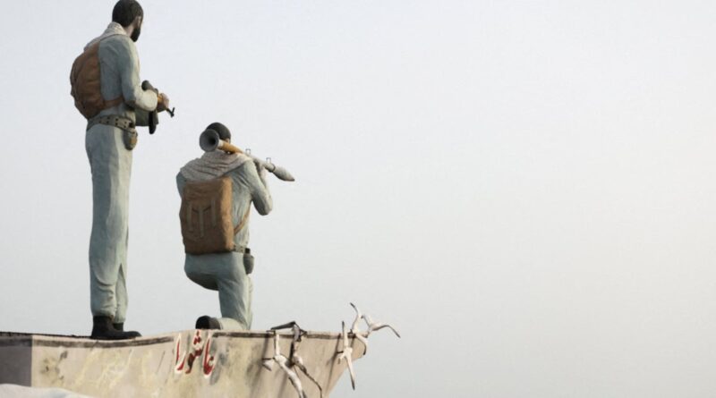 Shipping insider says “nothing is going through” the Strait of Hormuz, despite U.S. insisting it’s open