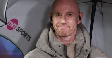 Man Utd legend 'banned from the tip' after being chased by furious staff member