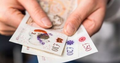 HMRC sending bumper £216 payments to households in August HMRC sending bumper £216 payments to households in August
