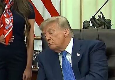 Trump 'falls asleep' at White House again as President's health fears mount Trump 'falls asleep' at White House again as President's health fears mount