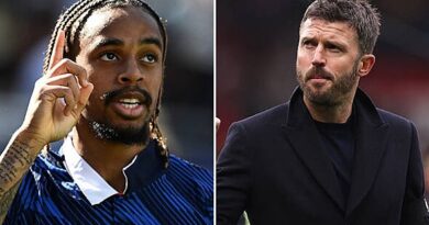 Transfer news LIVE: Barcola Liverpool twist, Man Utd offered £60m star, Chelsea done deal