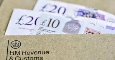 HMRC issues Thursday warning to UK households over £1,406 payments