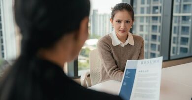 Jobseekers told 'what to do' as vacancies across the UK fall in Tuesday figures update