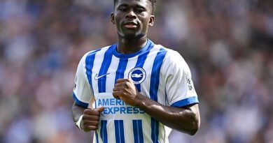 Man Utd transfer news: INEOS receive Carlos Baleba boost as medicals booked