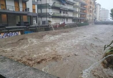 Chaos as tourist hotspot hammered by flash floods and brutal storms – 'Be prepared'