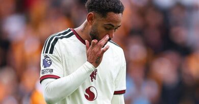Michael Carrick's four big mistakes as Man Utd suffer embarrassing Hull defeat
