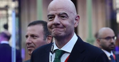 Ex-Man Utd and Arsenal duo lead FIFA icons in statement against Gianni Infantino