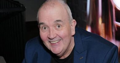 Phil Taylor's incredible body transformation after darts legend gave up late-night vodka