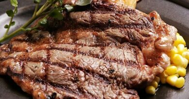 Steak tastes 'better than ever' if you sprinkle on 1 ingredient as it rests – not salt