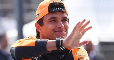 Lando Norris turns down rival offers to sign new McLaren contract until 2030