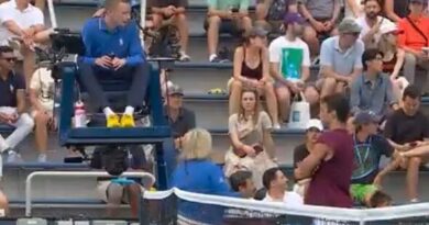 US Open star orders supervisor to court as opponent barely able to hit a ball