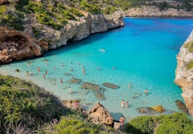 Chaos as Brits travelling to holiday spot face ‘most cancellations’ | World | News