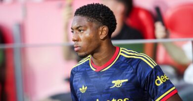 Man Utd can now complete 7 transfers after Myles Lewis-Skelly U-turn | Football | Sport