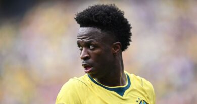 Vinicius Jr agents release explosive statement as Arsenal transfer takes major twist | Football | Sport