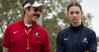 Ted Lasso returns at an important time for Apple TV Ted Lasso returns at an important time for Apple TV