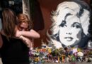 Dolly Parton fans mourn what feels like a personal loss after country icon’s death