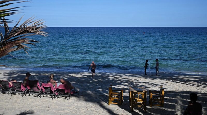 Father and 2 young sons on capsized jet ski rescued after 16 hours stranded off Thai island Father and 2 young sons on capsized jet ski rescued after 16 hours stranded off Thai island