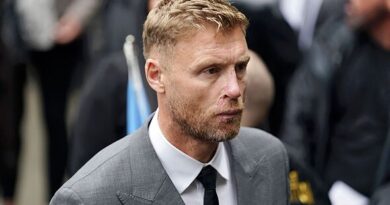 Freddie Flintoff credits Ricky Hatton for saving him from secret health battle