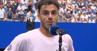 US Open star immediately apologises to crowd and vows to get them 'on his side'