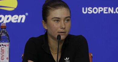US Open star says 'I'm going to start crying' after private locker room chat with rival