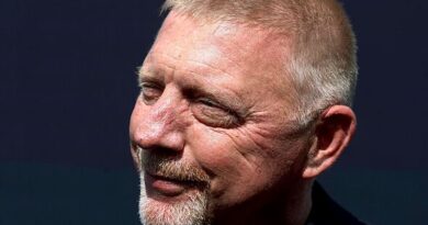 Boris Becker gives Wimbledon decision thumbs up even though he's banned from tournament