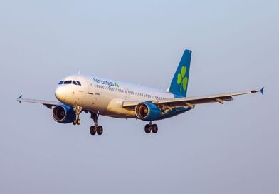 Aer Lingus pilot spots ‘large black drone’ near UK coast during air traffic control chaos