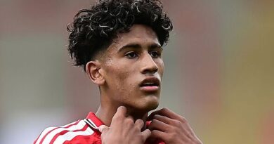 JJ Gabriel sends clear message to Man Utd boss Michael Carrick after sensational debut