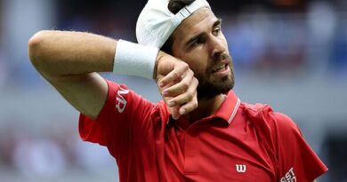 Karen Khachanov says Alexander Zverev annoyed him in US Open loss and makes umpire claim