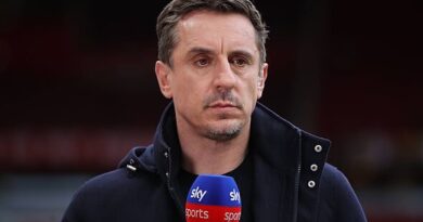 Gary Neville backed for shock Premier League manager job in major U-turn