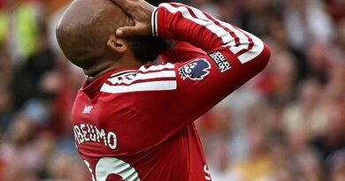 Man Utd player ratings vs Man City with one 4/10 as Mbeumo and Cunha flop in loss
