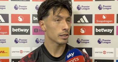Lisandro Martinez lashes out at 'unacceptable' Man City goal and says VAR made mistake