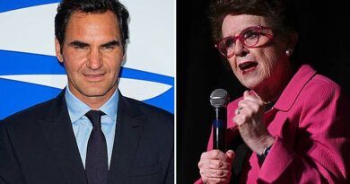Roger Federer publicly called out by Billie Jean King as prize money row erupts