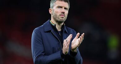 Man Utd sacked boss after emergency meeting and Michael Carrick is heading the same way