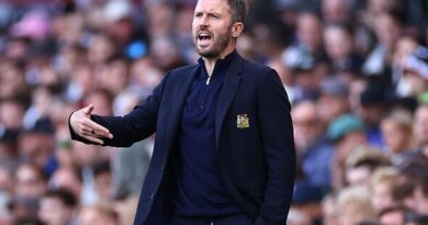 Fixing Man Utd: Don't sack Michael Carrick – but crisis talks required for four players