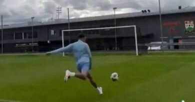 Dele Alli training at League Two club after being without a team for a year