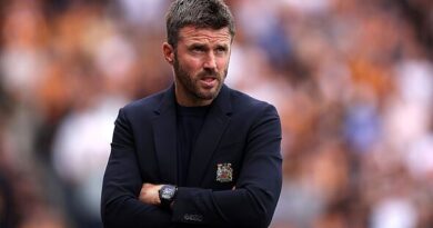 Michael Carrick disagreement breaks out with verdict on sacking Man Utd manager