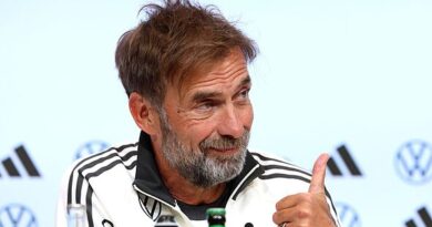 Jurgen Klopp confirms stunning U-turn after Man City told to surrender titles to Liverpool