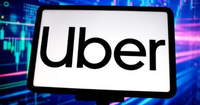 Uber to shed 10% of workers as it moves to cut costs and simplify its business