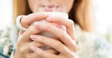 Hot tea and coffee linked to higher esophageal cancer risk, study finds