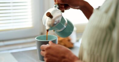 High coffee intake may lower bone density in postmenopausal women