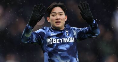 Tottenham star releases apology after controversial comments sparked backlash