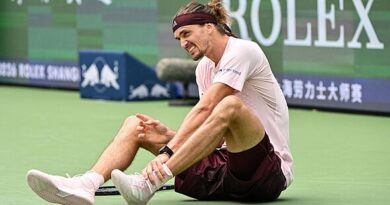 Tennis LIVE: Shanghai Masters star refuses to retire as Brit ranked No.170 gets huge upset