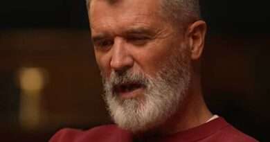 Roy Keane goes in two-footed on Bruno Fernandes and Harry Maguire with wild Man Utd rant