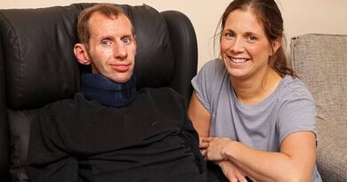 Inside new life of Rob Burrow's family after wife's devastating promise