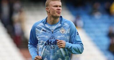 FPL injury news: Haaland, Szoboszlai, Martinez, Semenyo latest after GW7 knocks