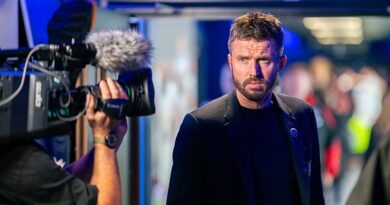 Man Utd board member immediately backed up after Michael Carrick replacement talks