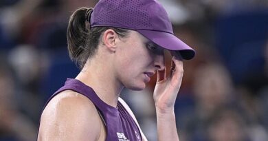 Iga Swiatek pulls out of tournament days after crying on court with Pole struggling